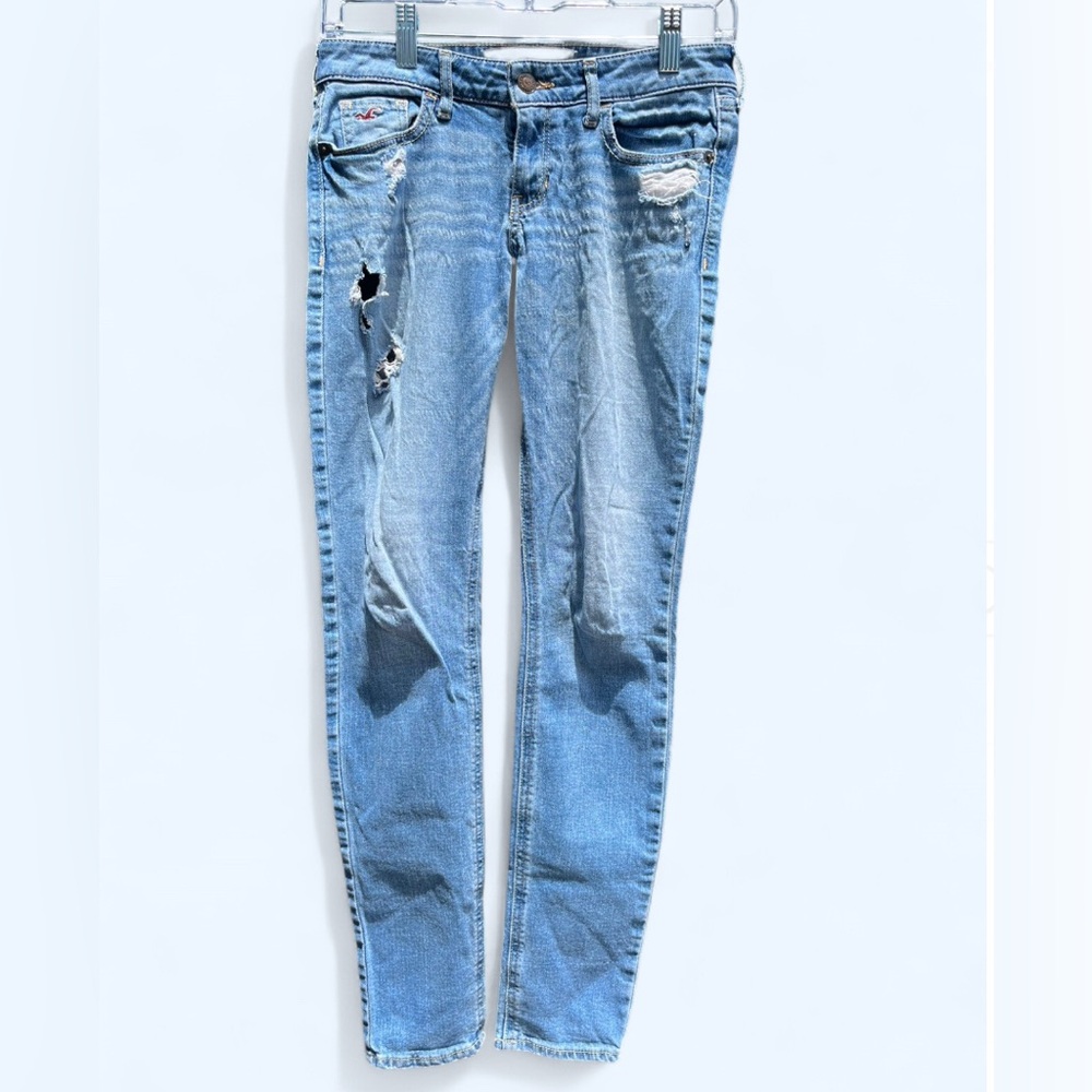 Hollister Skinny Distressed/Ripped Women’s Jeans